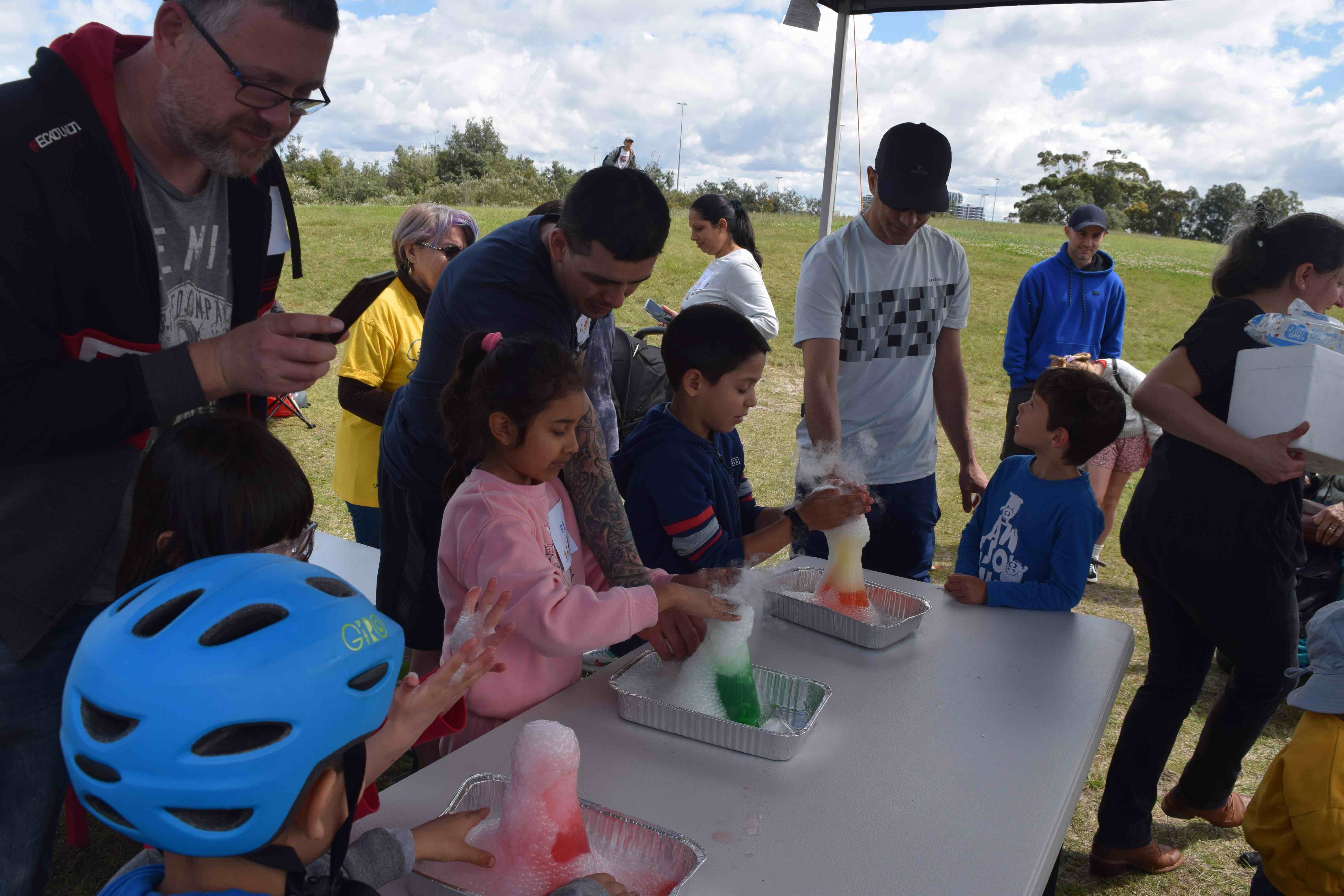 Los colombianos en Sídney pedalearon a fondo por la construcción de la paz